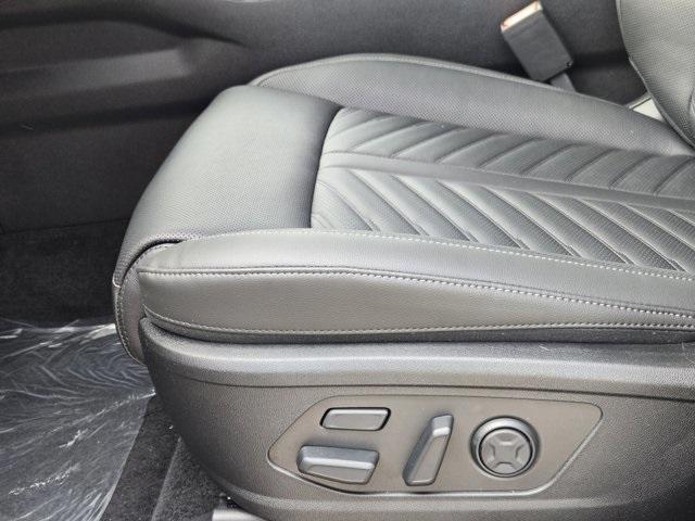 new 2025 Kia Sorento car, priced at $48,675