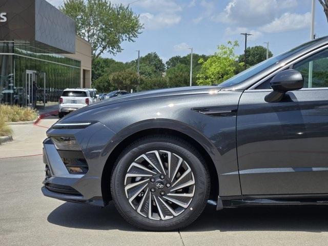 new 2025 Hyundai Sonata Hybrid car, priced at $33,040