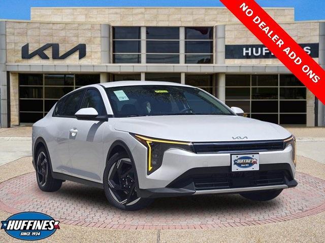 new 2025 Kia K4 car, priced at $25,560