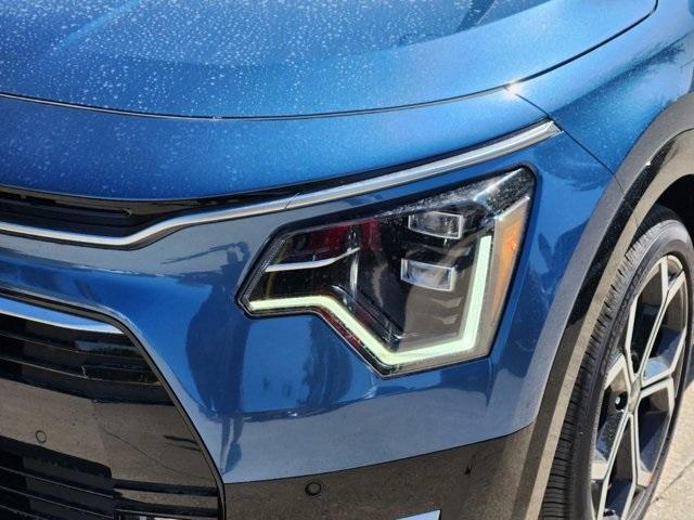 new 2023 Kia Niro Plug-In Hybrid car, priced at $39,999