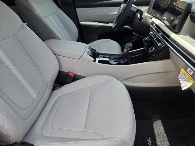new 2025 Hyundai Tucson car, priced at $32,815