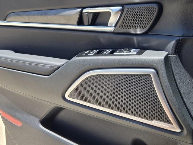 new 2025 Kia Telluride car, priced at $49,130