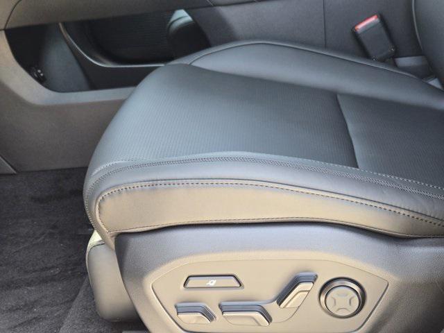 new 2025 Hyundai Santa Fe car, priced at $50,245