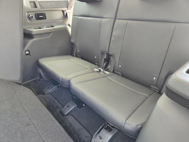 new 2025 Hyundai SANTA FE HEV car, priced at $40,550