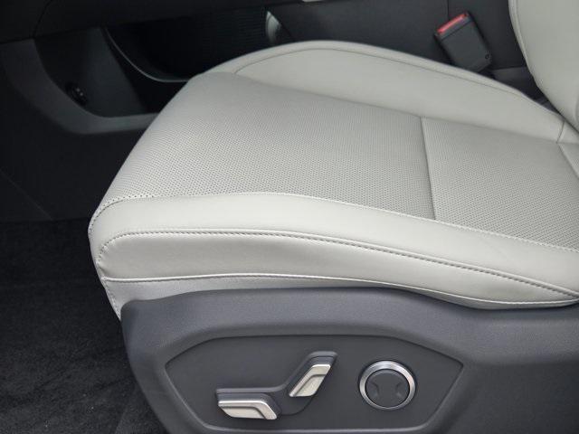 new 2025 Hyundai Santa Fe car, priced at $39,729