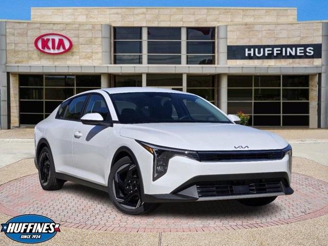 new 2025 Kia K4 car, priced at $25,201