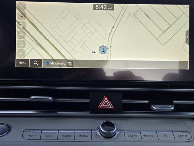 new 2025 Hyundai Elantra car, priced at $27,580