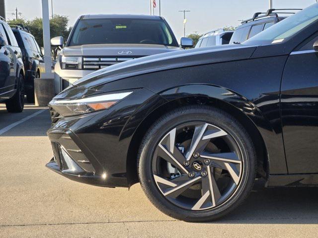 new 2025 Hyundai Elantra car, priced at $27,580