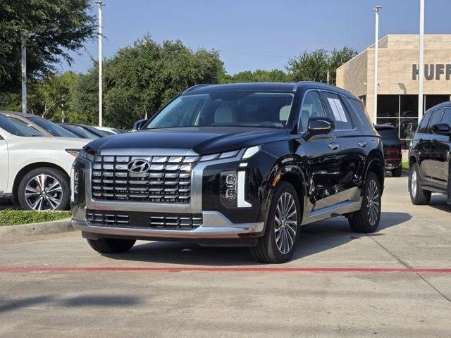 used 2025 Hyundai Palisade car, priced at $45,777
