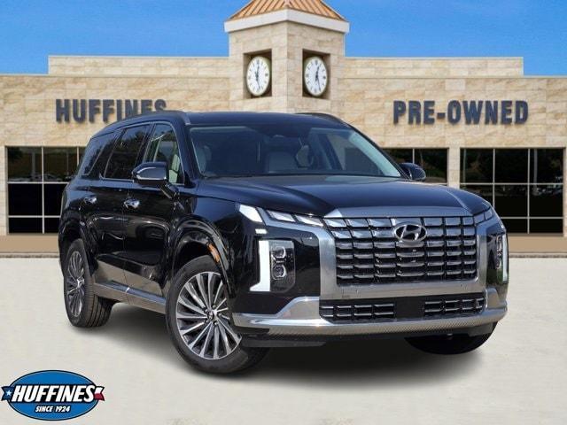 used 2025 Hyundai Palisade car, priced at $45,777