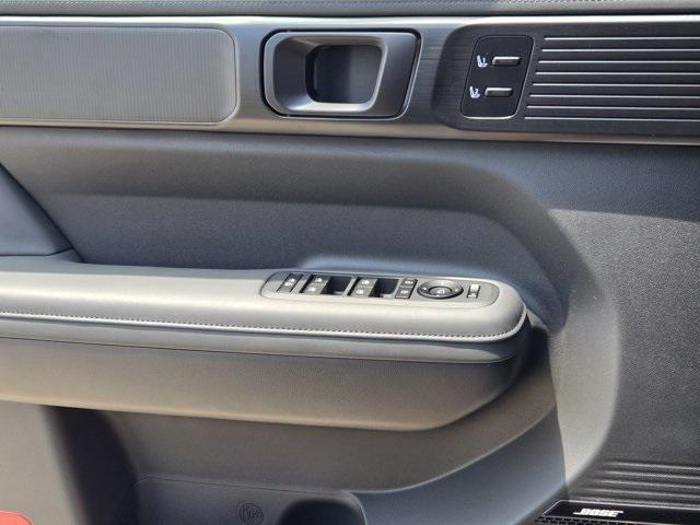 new 2026 Hyundai SANTA FE HEV car