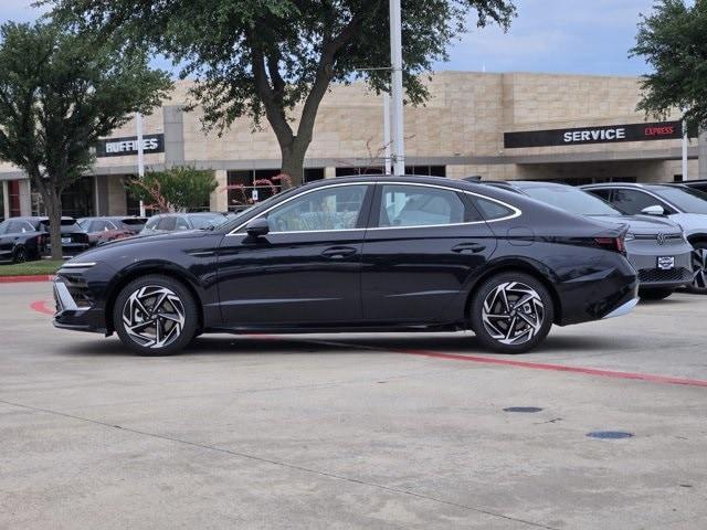 used 2025 Hyundai Sonata car, priced at $27,580