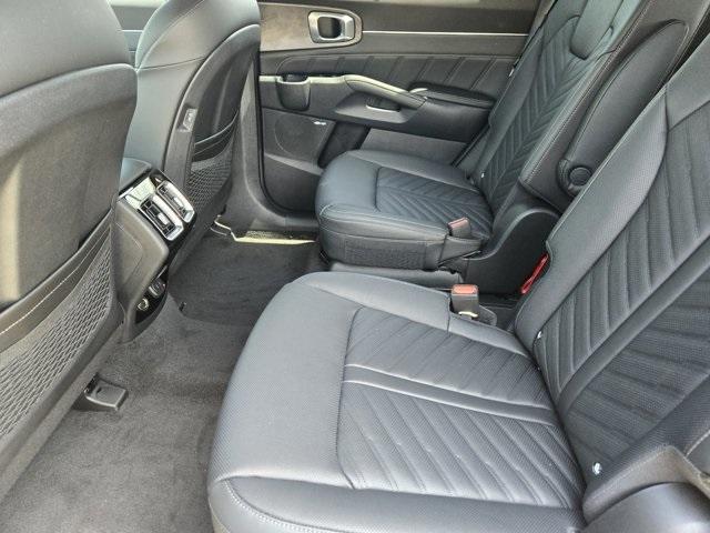 new 2025 Kia Sorento car, priced at $48,030