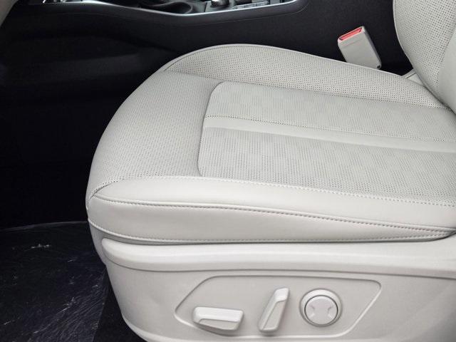 new 2025 Kia Sorento car, priced at $38,675