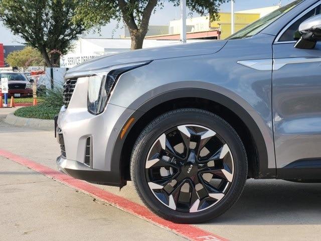 used 2025 Kia Sorento car, priced at $36,991