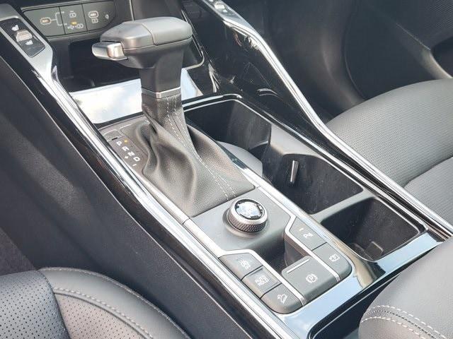 used 2025 Kia Sorento car, priced at $36,991