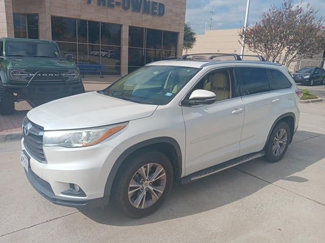 used 2015 Toyota Highlander car, priced at $18,991