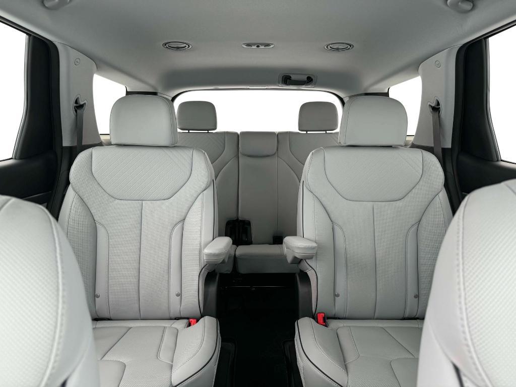 new 2025 Hyundai Palisade car, priced at $42,584
