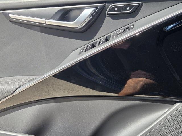 new 2025 Kia Niro car, priced at $37,270