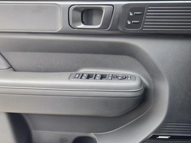 new 2025 Hyundai Santa Fe car, priced at $50,625