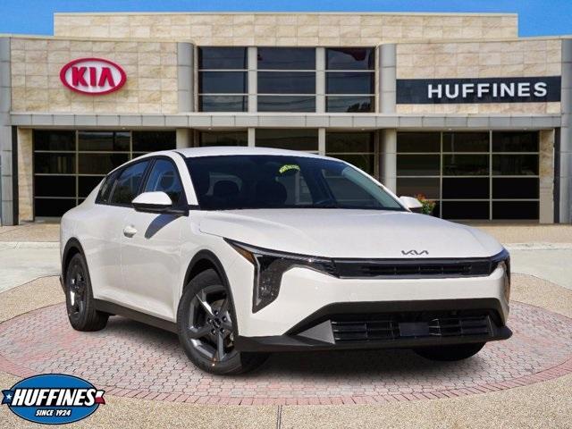 new 2025 Kia K4 car, priced at $24,248