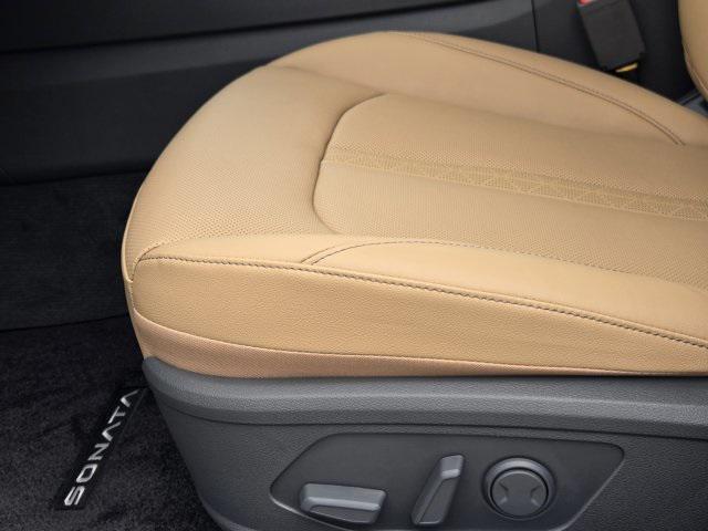 new 2025 Hyundai Sonata Hybrid car, priced at $39,785