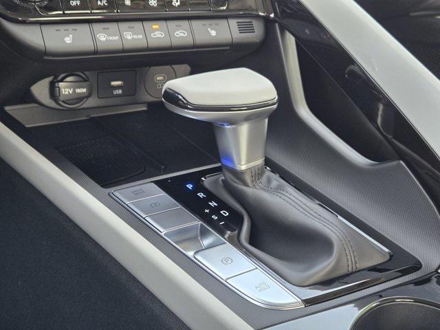 new 2025 Hyundai Elantra car, priced at $29,035
