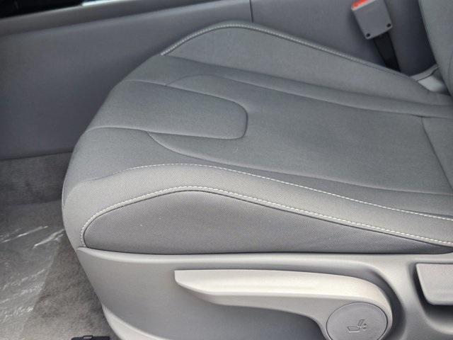 new 2025 Hyundai Elantra car, priced at $25,335