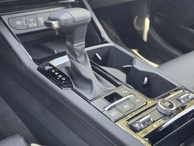 new 2025 Kia K5 car, priced at $30,045