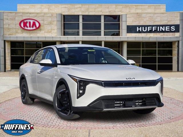 new 2025 Kia K4 car, priced at $25,739