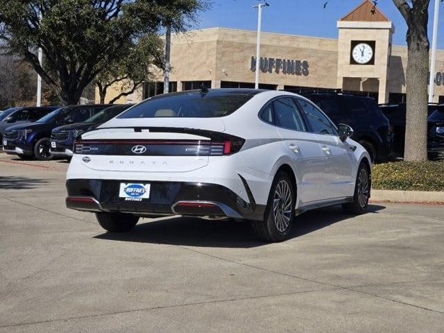 used 2025 Hyundai Sonata Hybrid car, priced at $36,333