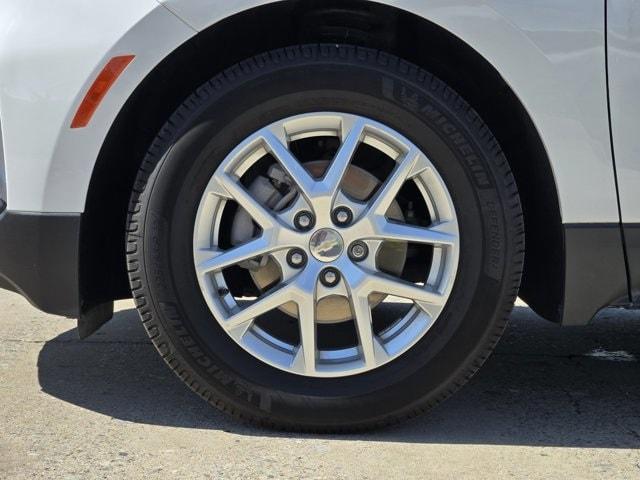 used 2022 Chevrolet Equinox car, priced at $19,564
