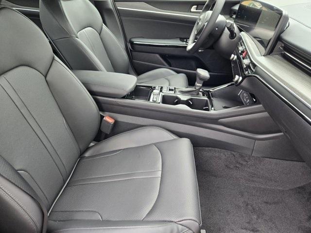 new 2025 Kia K5 car, priced at $36,675