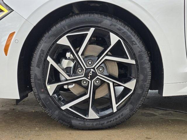 new 2025 Kia K5 car, priced at $36,675