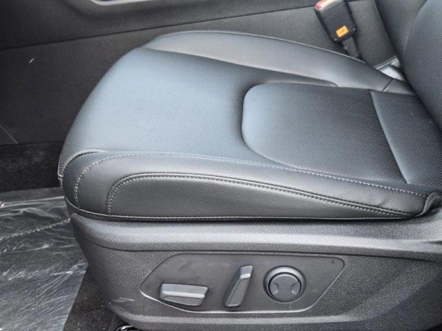 new 2025 Kia Sportage car, priced at $34,586