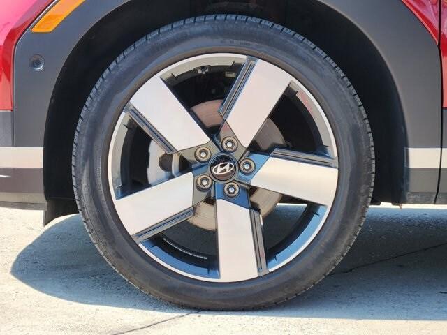 used 2024 Hyundai Santa Fe car, priced at $36,777