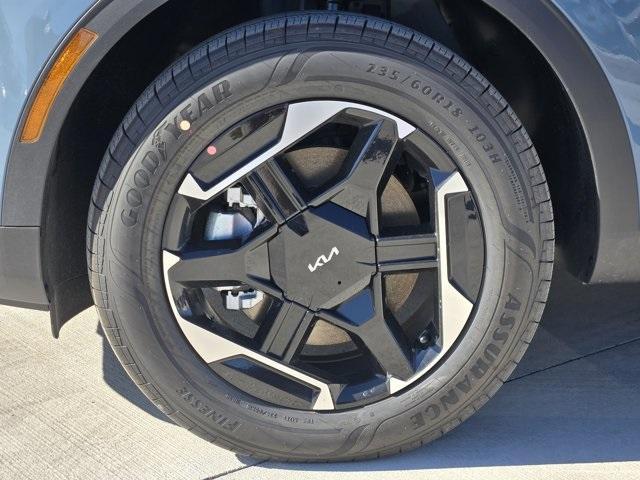 new 2026 Kia Sportage Hybrid car, priced at $34,361