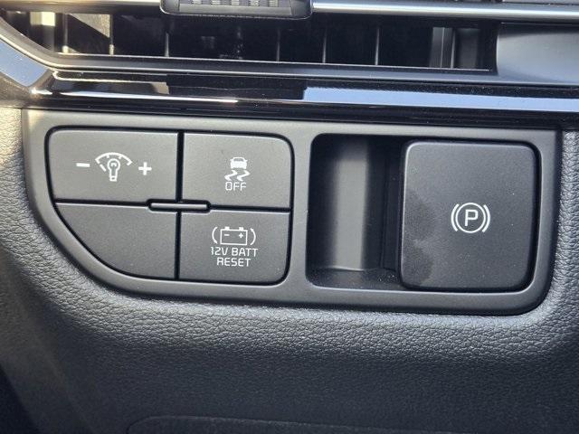 new 2026 Kia Sportage Hybrid car, priced at $34,361