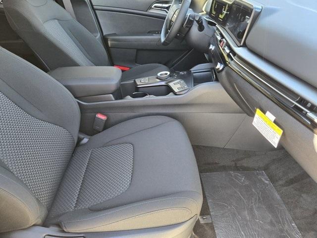 new 2026 Kia Sportage Hybrid car, priced at $34,361