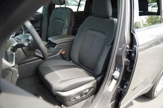 new 2025 Jeep Grand Cherokee car, priced at $40,382