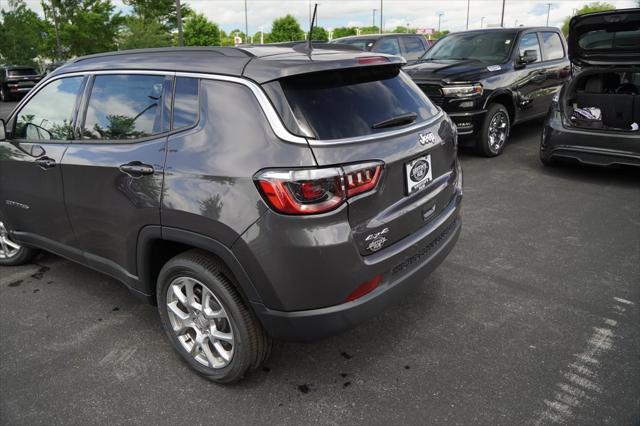 new 2024 Jeep Compass car, priced at $27,585