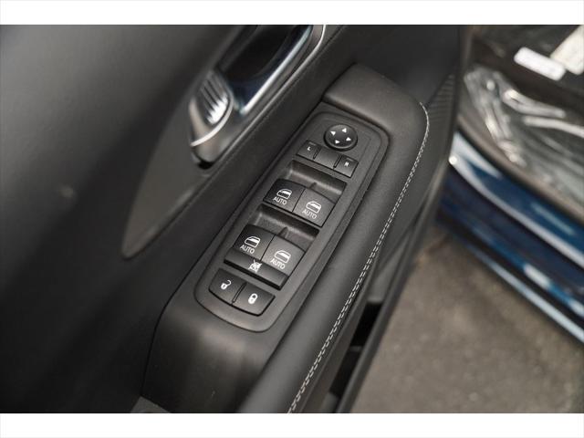 new 2025 Chrysler Pacifica car, priced at $43,527