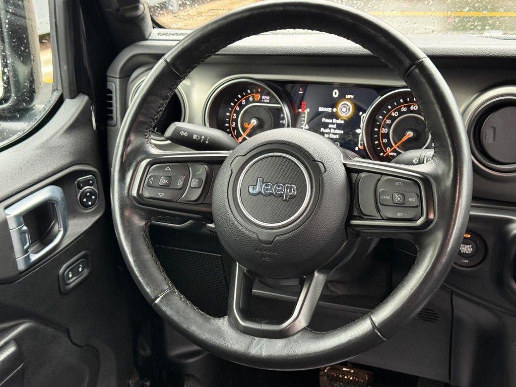 used 2021 Jeep Gladiator car, priced at $32,076