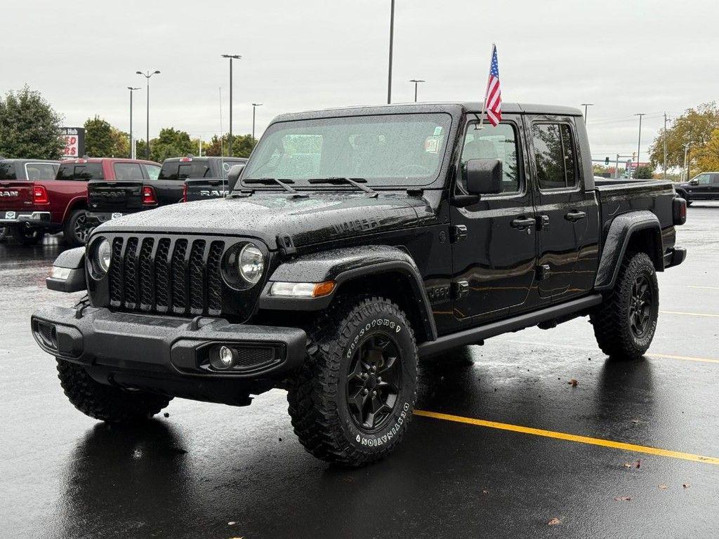 used 2021 Jeep Gladiator car, priced at $32,076