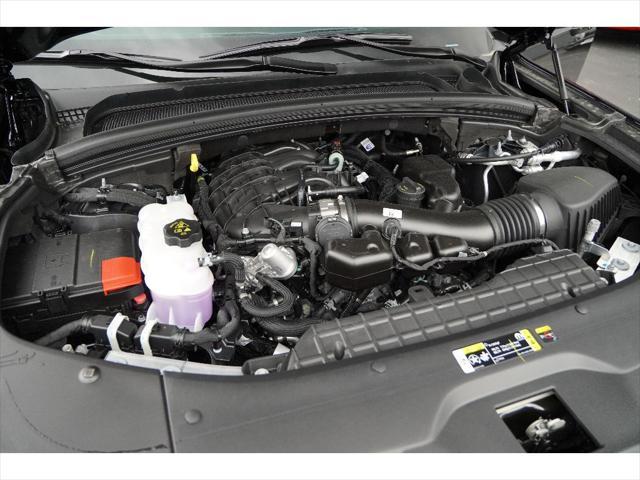 new 2025 Jeep Grand Cherokee car, priced at $40,772