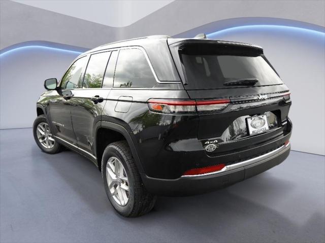 new 2025 Jeep Grand Cherokee car, priced at $40,772