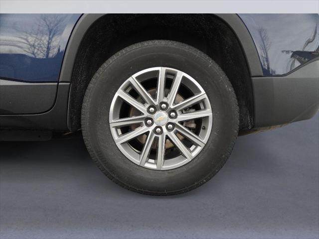 used 2023 Chevrolet Traverse car, priced at $25,755