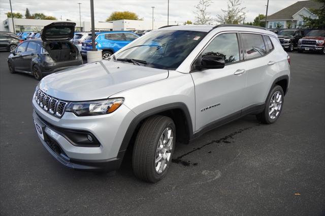 new 2024 Jeep Compass car, priced at $25,585