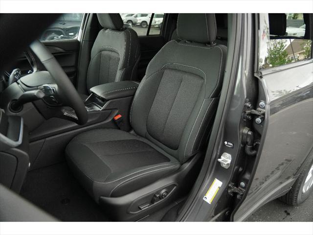new 2025 Jeep Grand Cherokee car, priced at $40,772