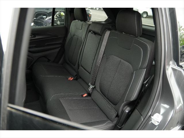 new 2025 Jeep Grand Cherokee car, priced at $40,772